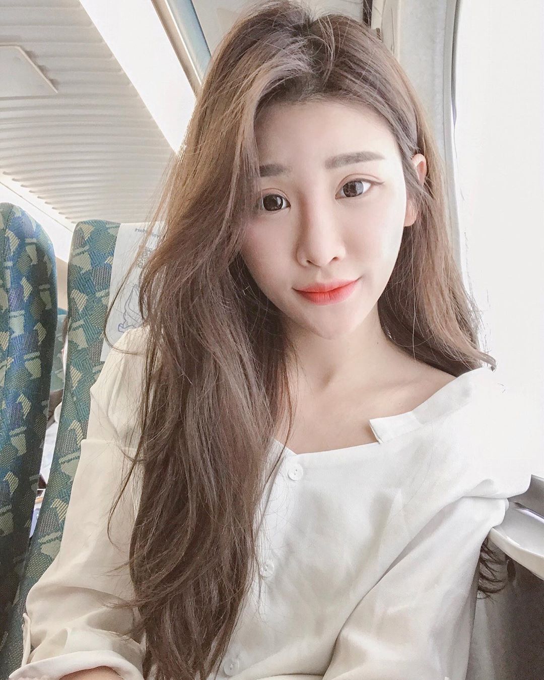 現在化妝是流行韓國式的淚珠眼嗎 萱妍 - 美女圖 -