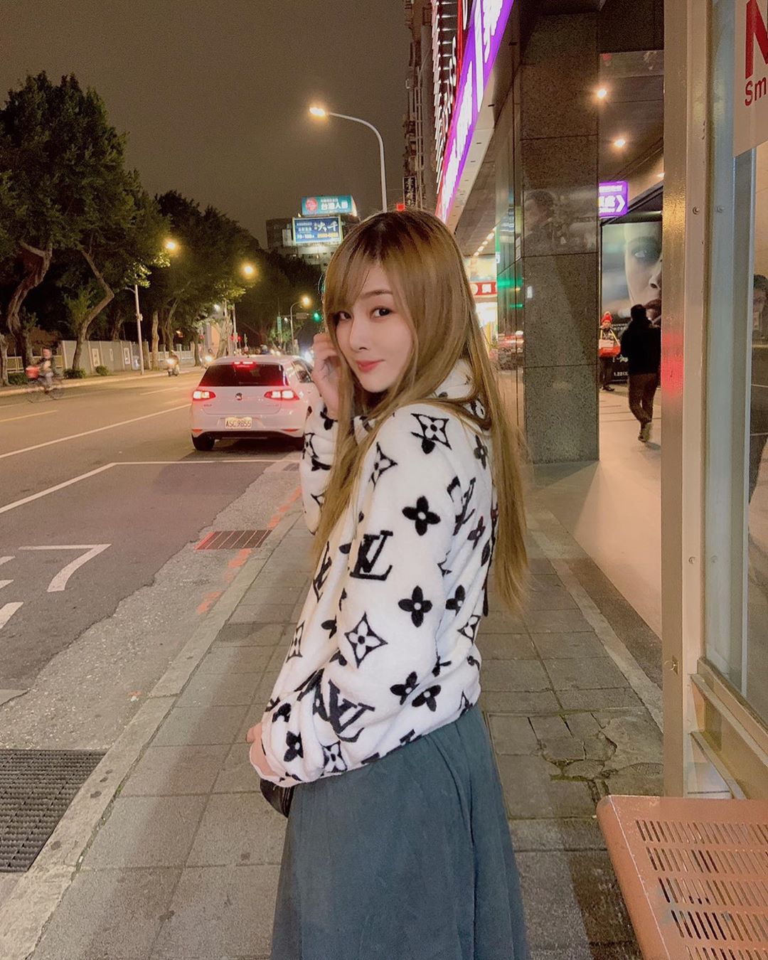小歸小 辣的很 小桃子 - 美女圖 -