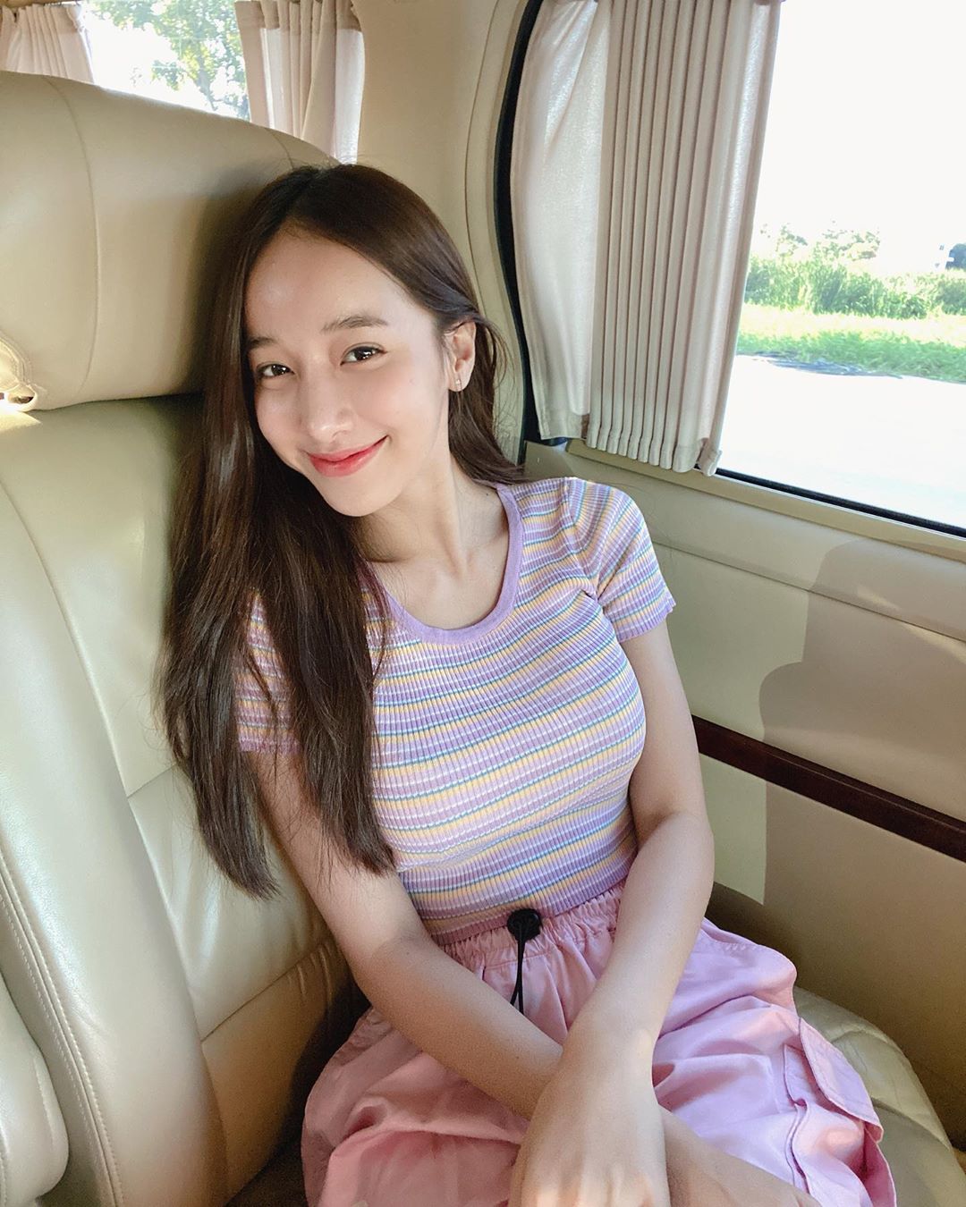 泰式辣味天菜！小健貨「Pichana Yoosuk」猖狂美體太完美，腰瘦奶澎連腹肌也慷慨乍現！