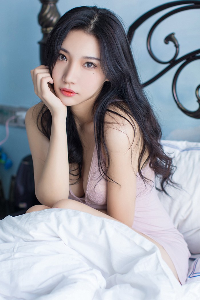 美腿靚妹小狐狸天生麗質雪乳高聳誘惑 - 貼圖 - 清涼寫真 -