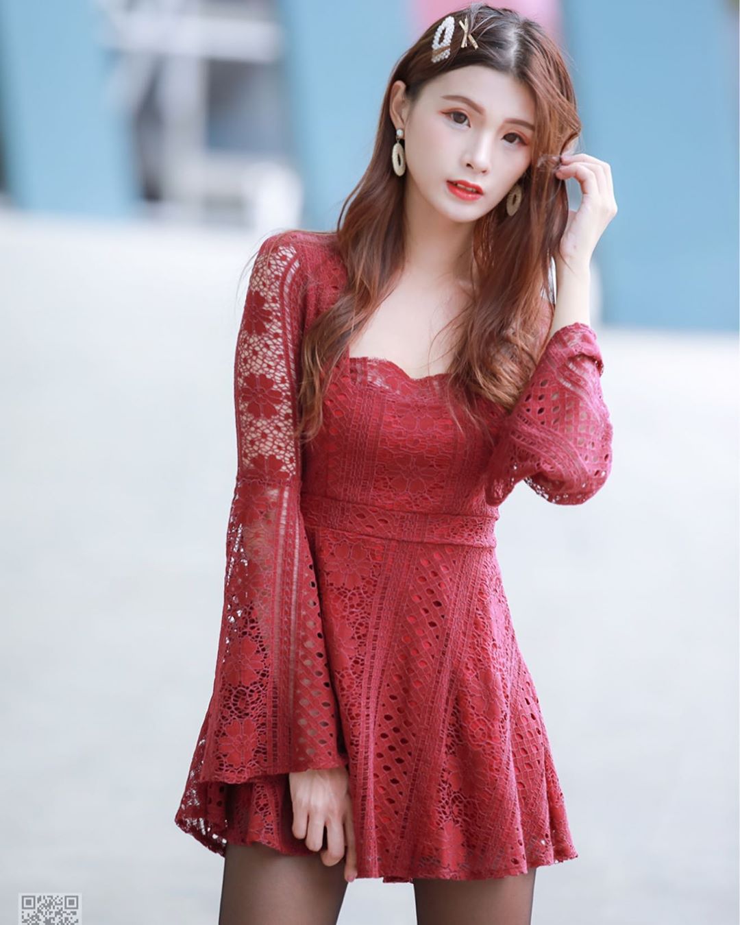 畇菲菲菲兒 IG照片超母湯.......火辣身材擋不住 - 美女圖 -