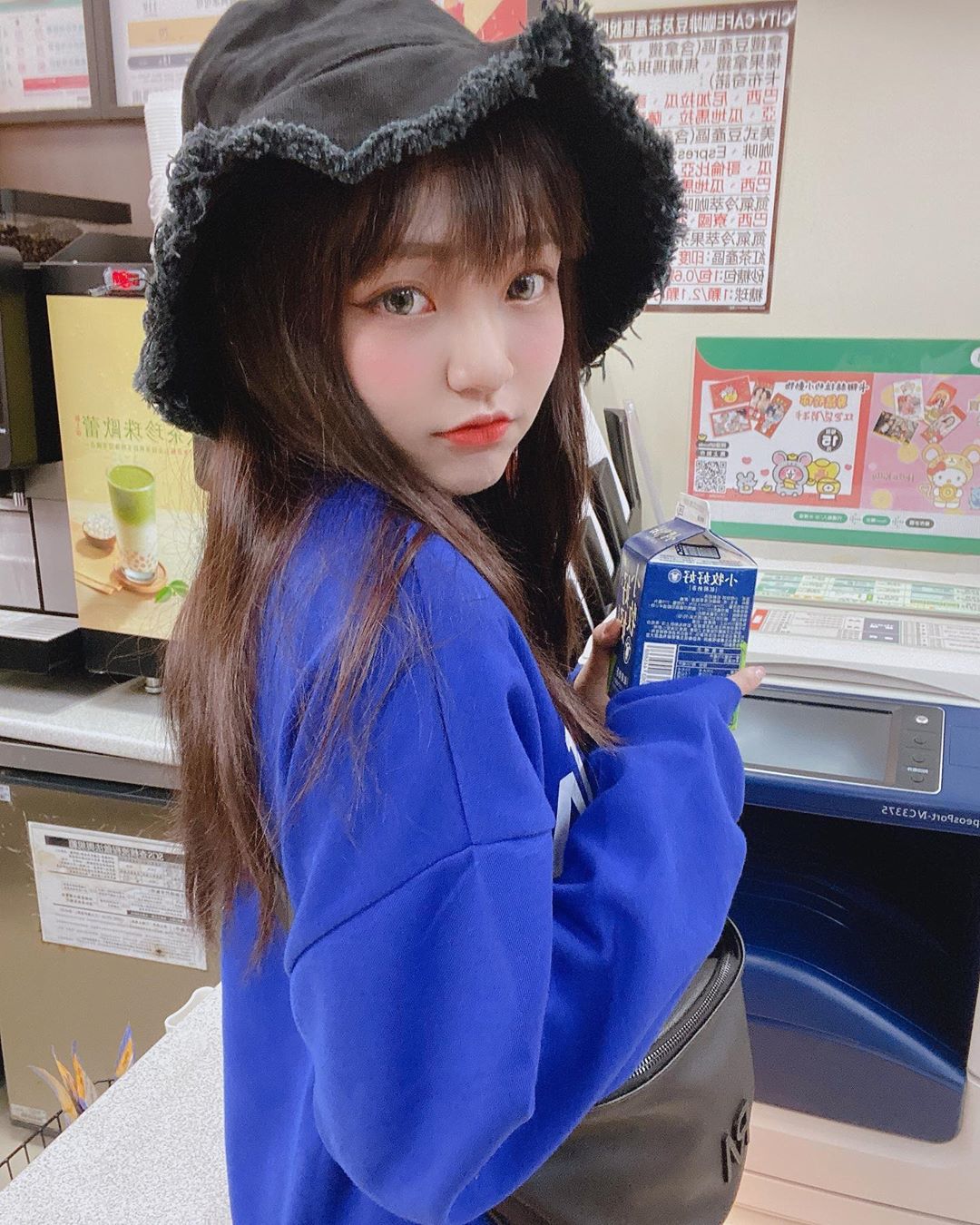 巨乳直播主「林襄」猛爆身材引人遐想　中路大開「深溝豪乳」超胸狠