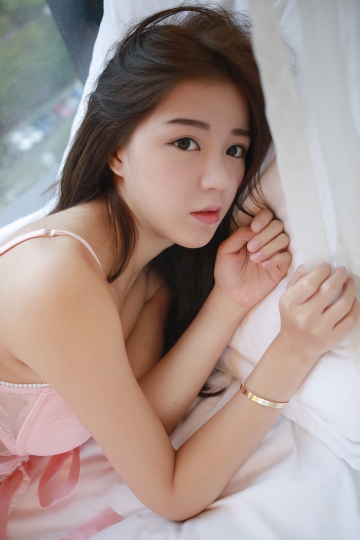 清純美人粉紅薄紗誘惑 - 貼圖 - 清涼寫真 -