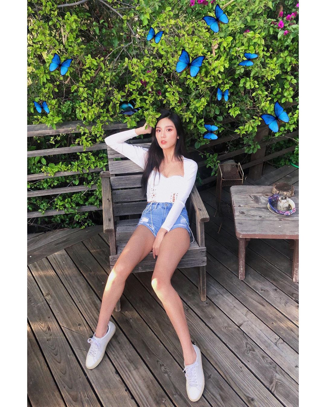 Rebecca C  白嫩長腿加上渾圓美乳  搭配起來超OP！ - 素人正妹 -