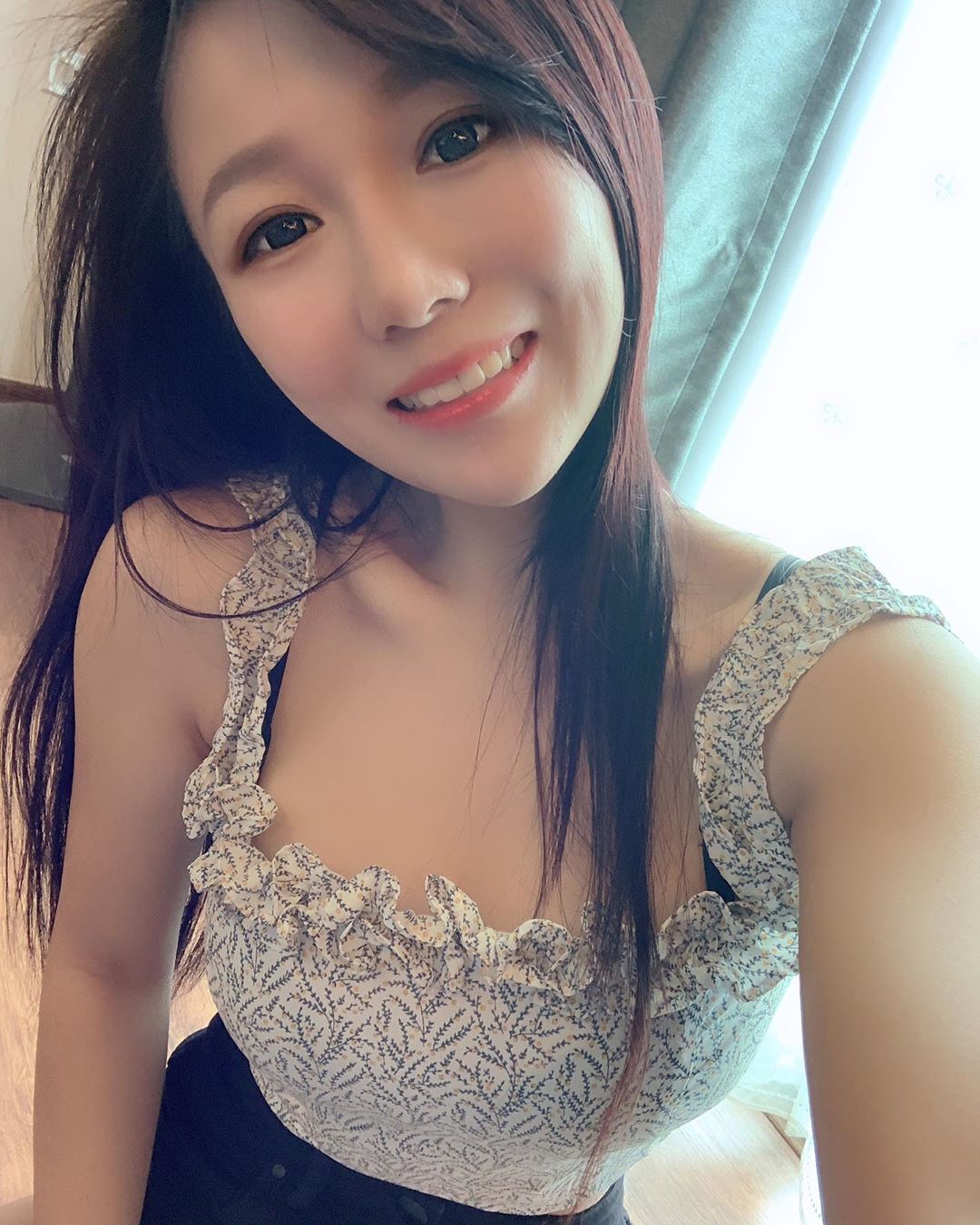 很特別的笑容 不過我喜歡 Angel Lau - 美女圖 -