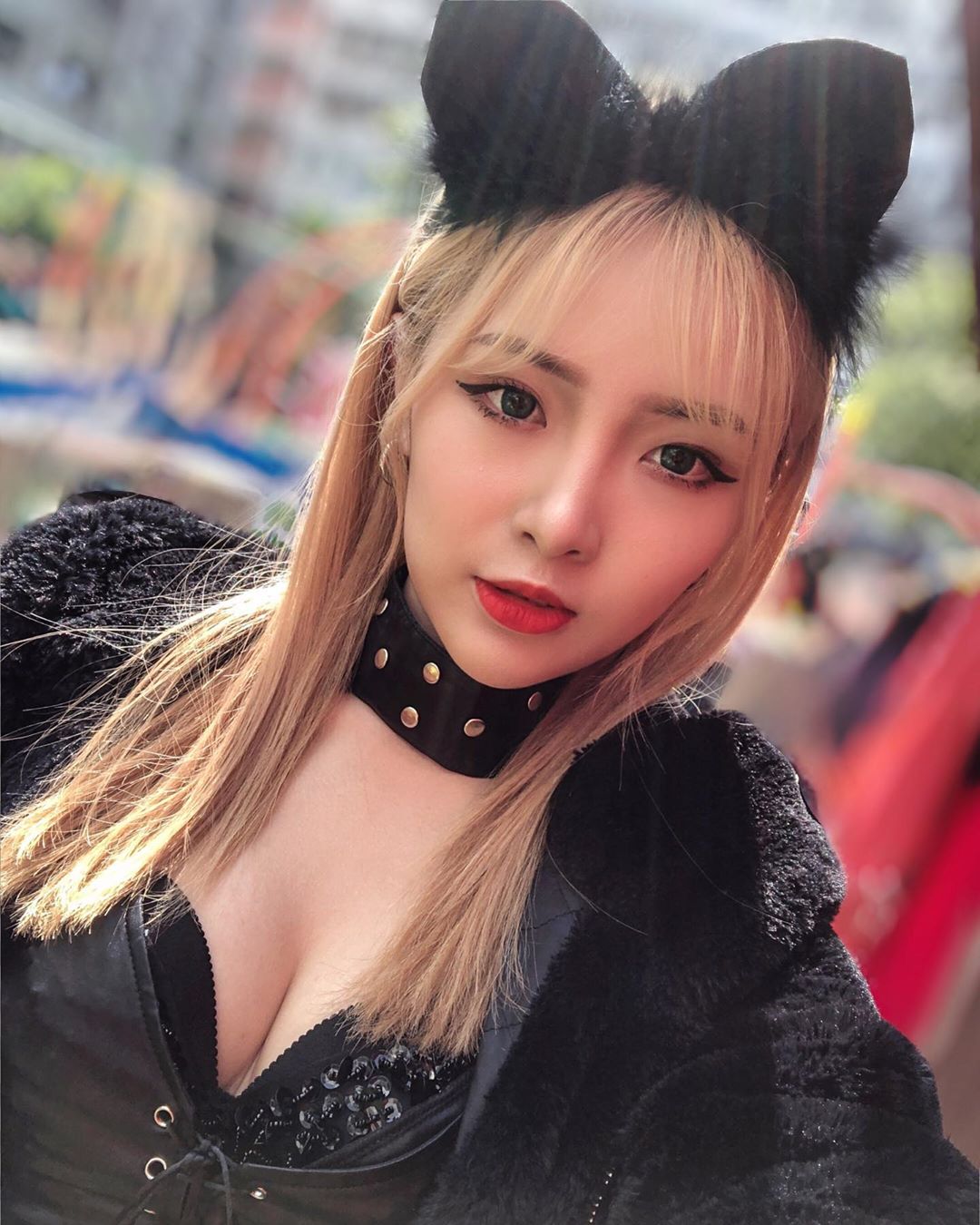 騷辣舞后「辣椒 chili」性感舞姿強勢猛攻　渾圓蜜桃搖不停「前進後入」銷魂到升天