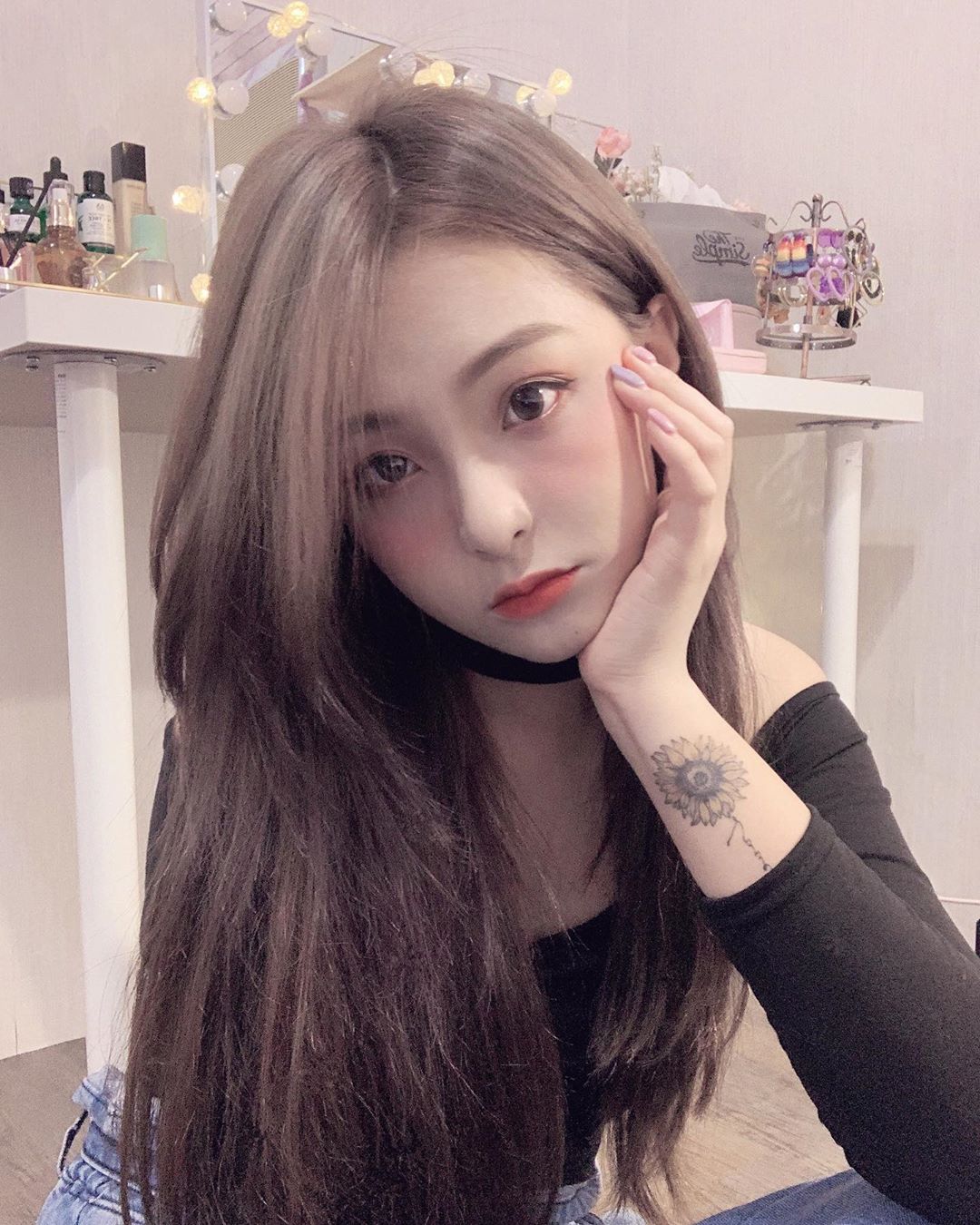Rayvia晨小紫  身材超優質！笑容超甜走在路上回頭率超高 - 美女圖 -