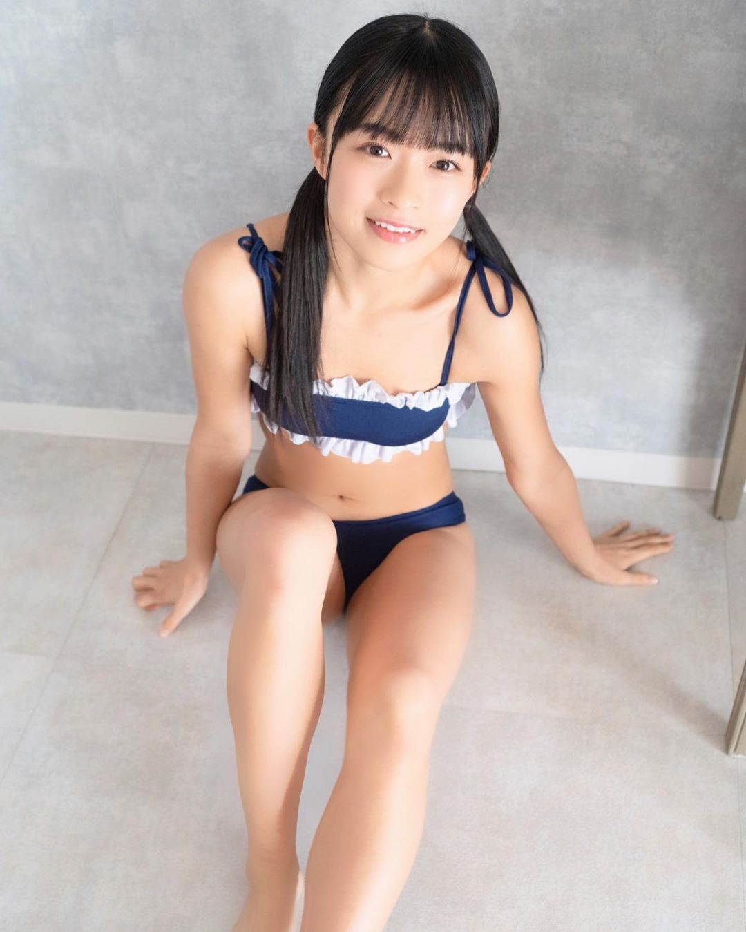 300 萬光年一遇美少女！清純水手服妹「百川晴香」回眸一笑百媚生　只需一秒就讓人動心