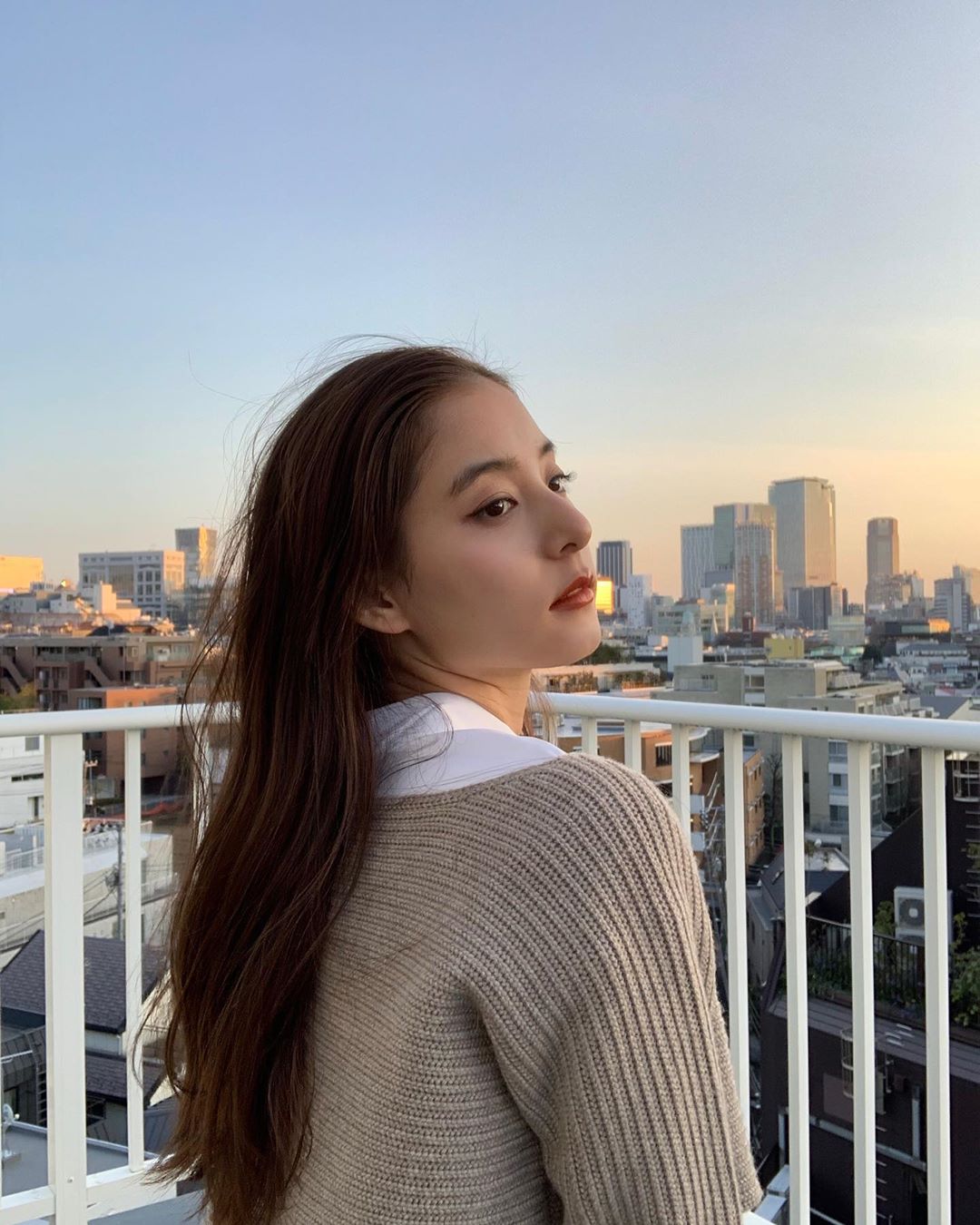 優子 新 instagram 木