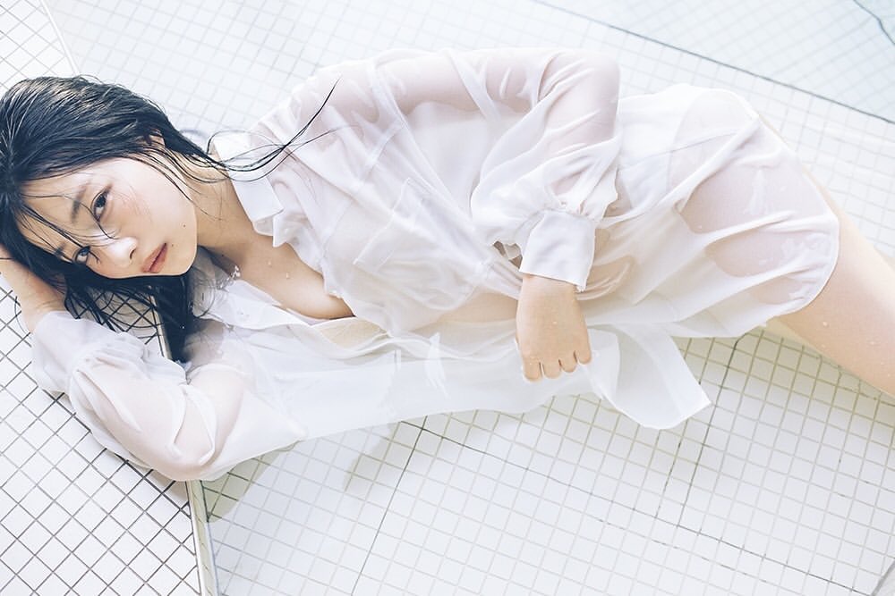 NMB48魅惑女神「村瀨紗英」尺度大開內衣解禁　羞曝下體「神秘三角洲」性感現型