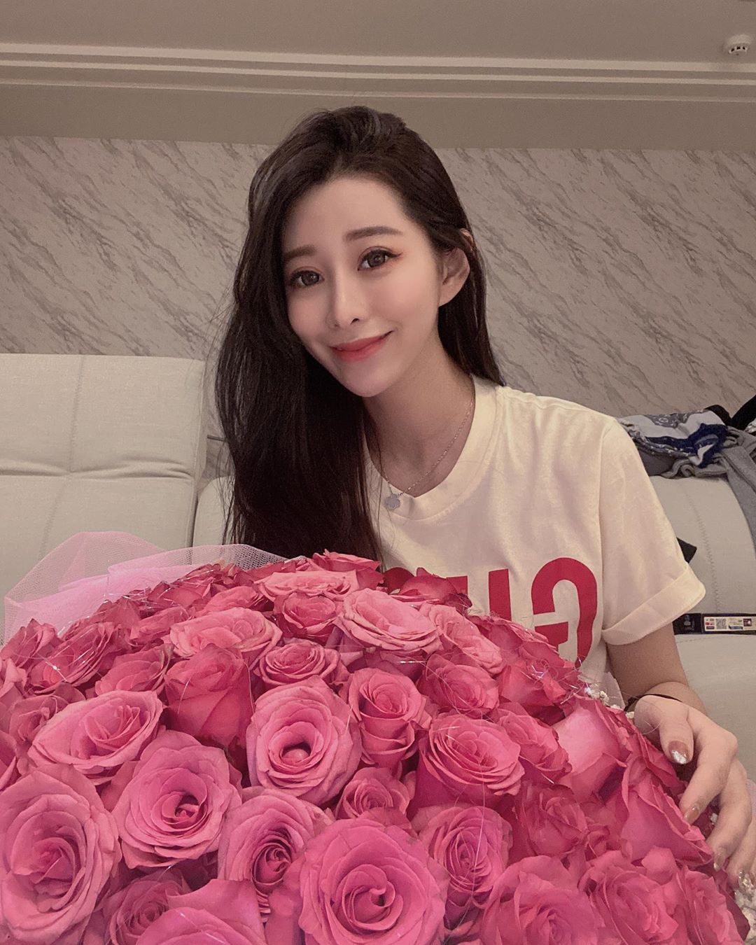 甜心DJ IVY  「白嫩傲人雙峰」一秒就能勾魂 - 美女圖 -