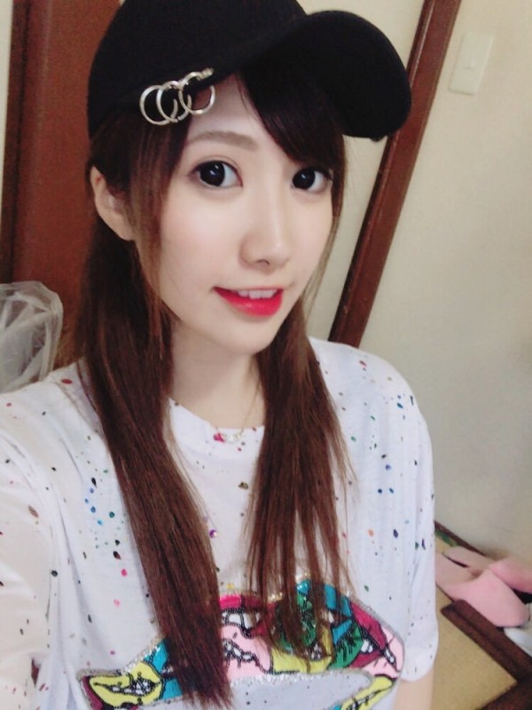這乳量看了讓人失去理智!!若槻水菜擁有超強大的一對大白兔!!簡直就是人間胸器啊 - 亞洲美女 -