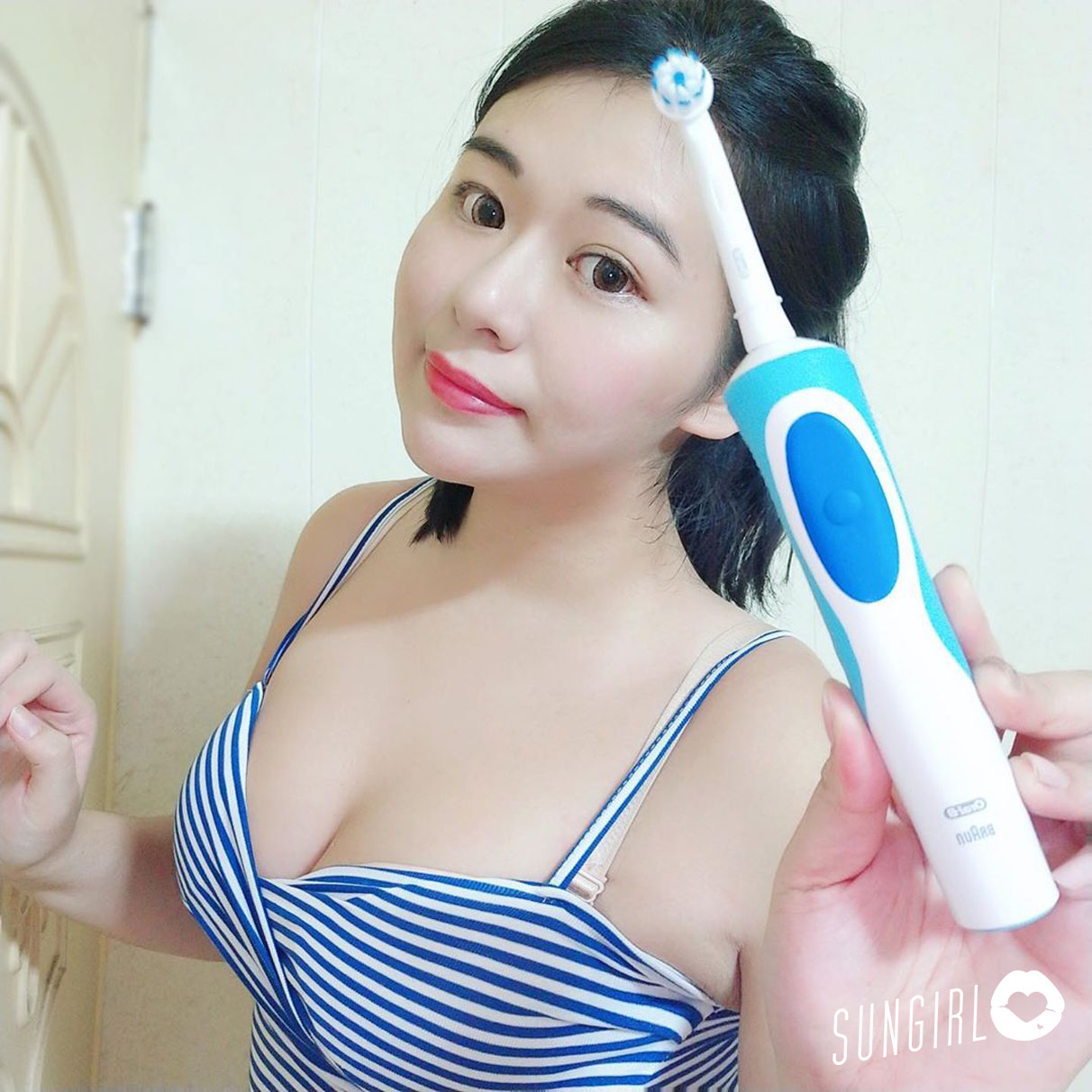 台灣正妹 여학진 Ariel、高學歷碩士巨乳正妹,乳溝線已經可以繞地球一圈了! - 素人正妹 -