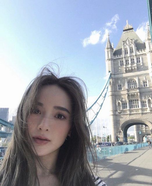 台女顏值真的hen高！真人版洋娃娃　偶爾小露一手就讓網友大噴鼻血：長腿太逆天！ - 美女圖 -