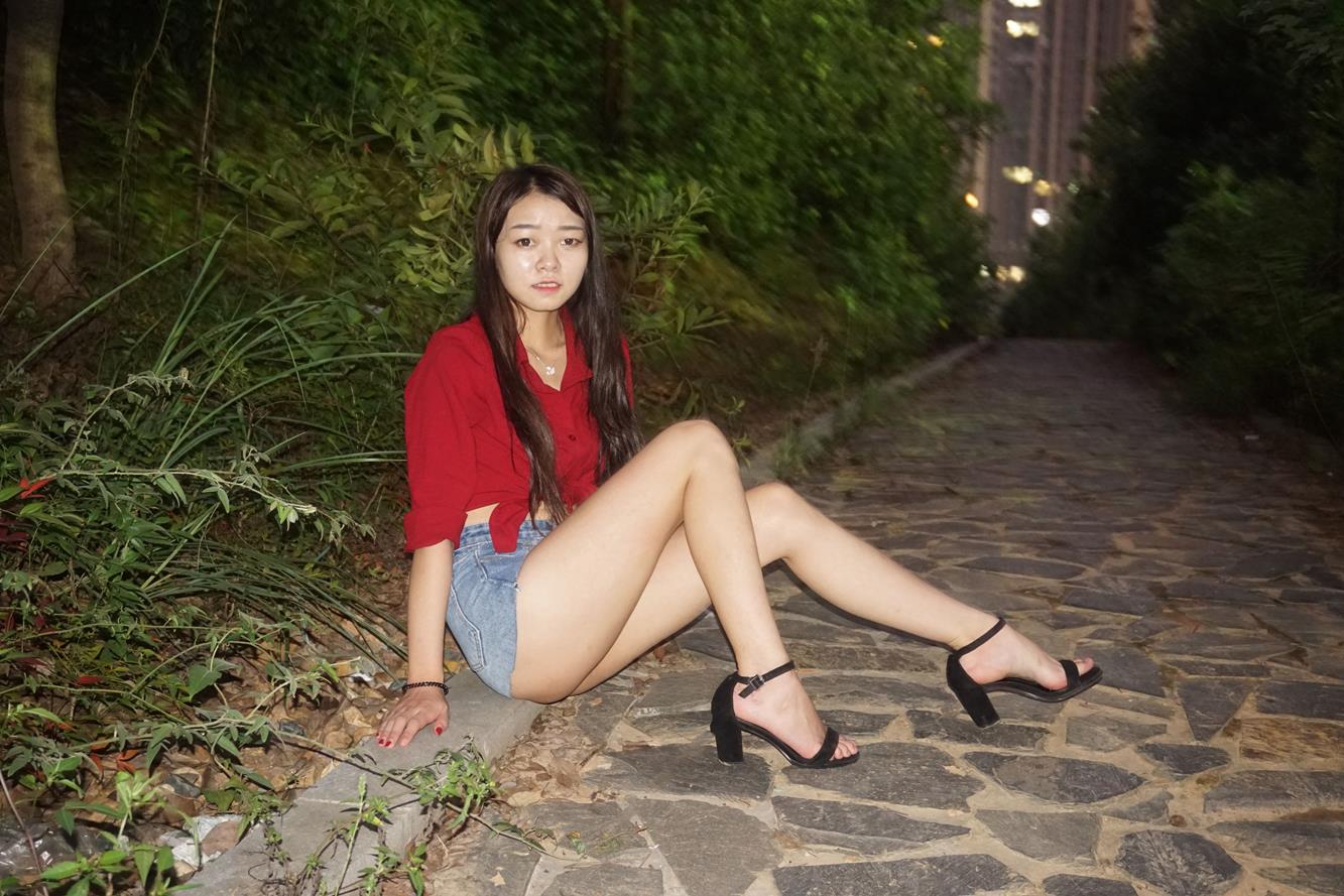 骑 士 屋 美 女 套 图. 所 有 资 源 均 收 集 至 网 络.如 有 侵 权.告 知 删 除. 国 模 夏... 