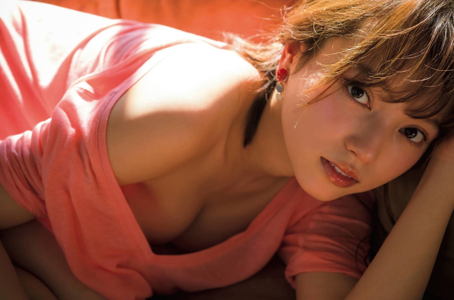 小室さやか  大尺寸雪乳超消暑…網看IN：受不了 - 亞洲美女 -