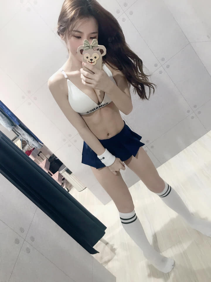 一個眼神就能燃起慾火！女神「余納斯」不只有電眼&#8230;蜜桃尻、美腿也通通不遮全都露了