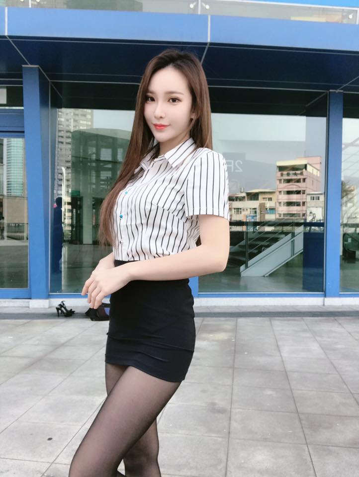 一個眼神就能燃起慾火！女神「余納斯」不只有電眼&#8230;蜜桃尻、美腿也通通不遮全都露了