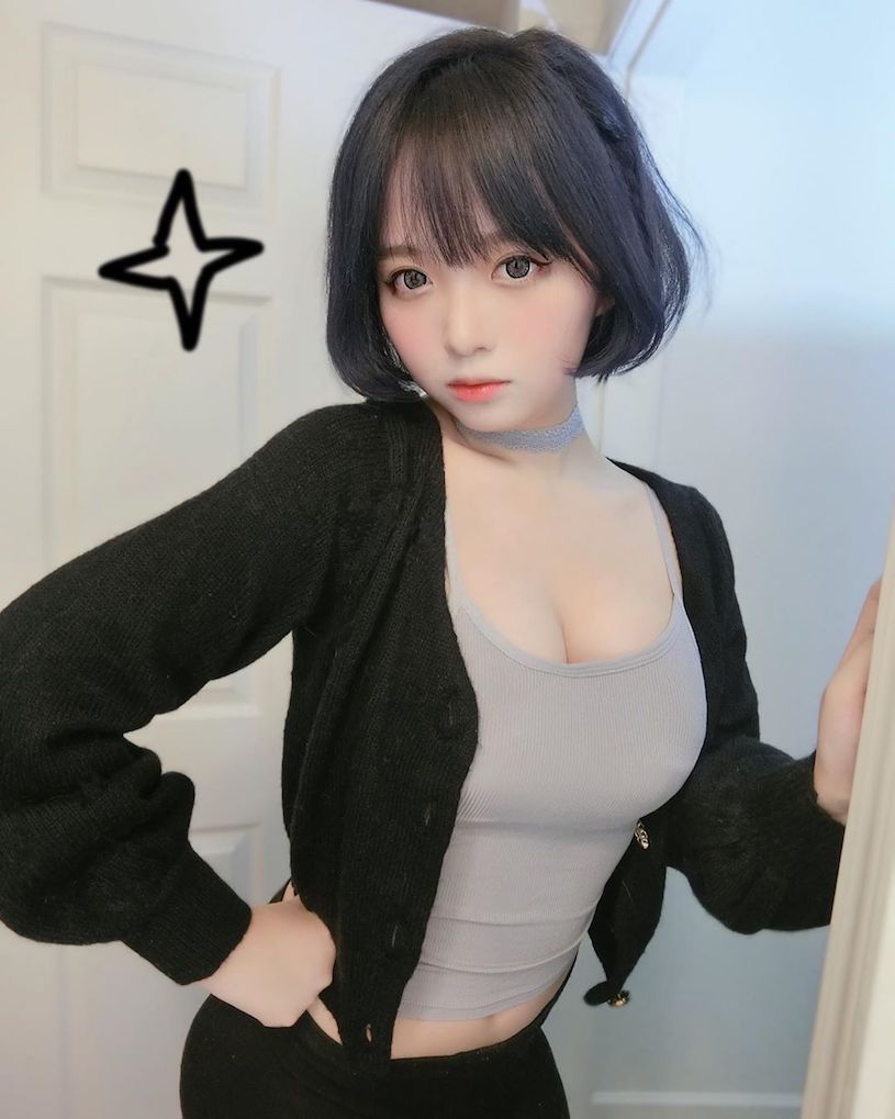 太萌！體操服美乳小隻馬「撞臉三上悠亞」，伸展姿勢看得出是「隱乳系」！