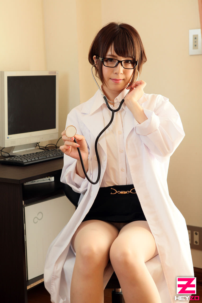 桜瀬奈-美癡女~緊身裙女醫 - 貼圖 - 性感激情 -