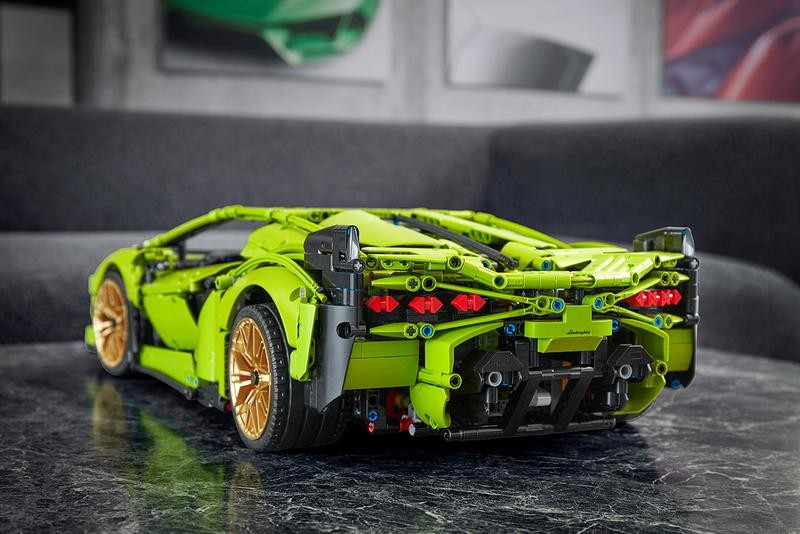 https___hk.hypebeast.com_files_2020_05_https___hypebeast.com_image_2020_05_lego-.jpg