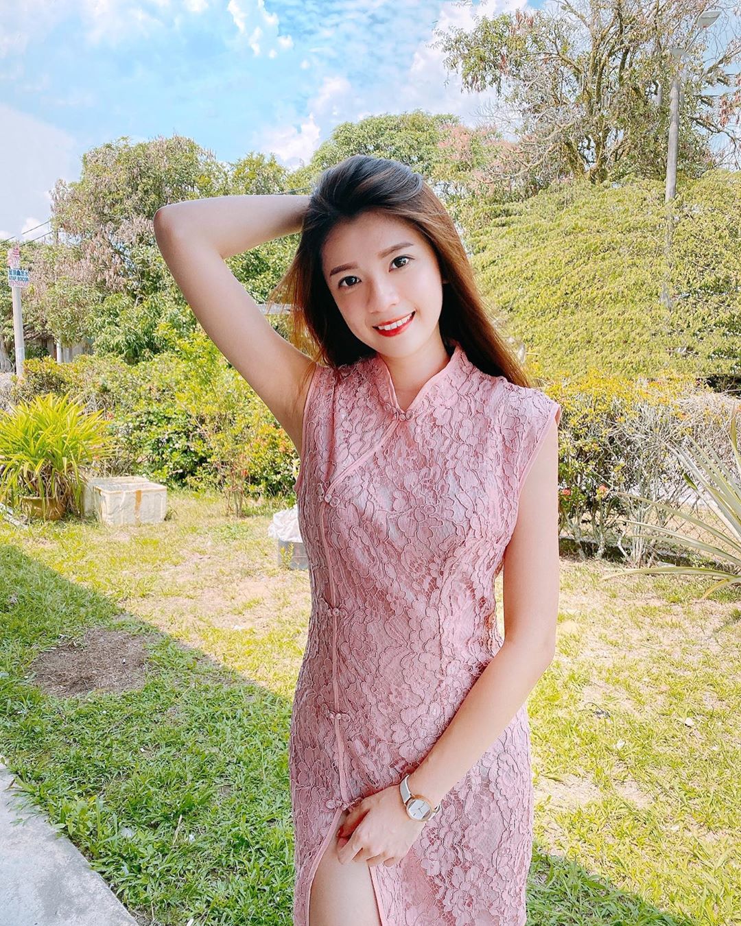 玲兒  身材顏值都絕頂  一個眼神電暈你 - 美女圖 -