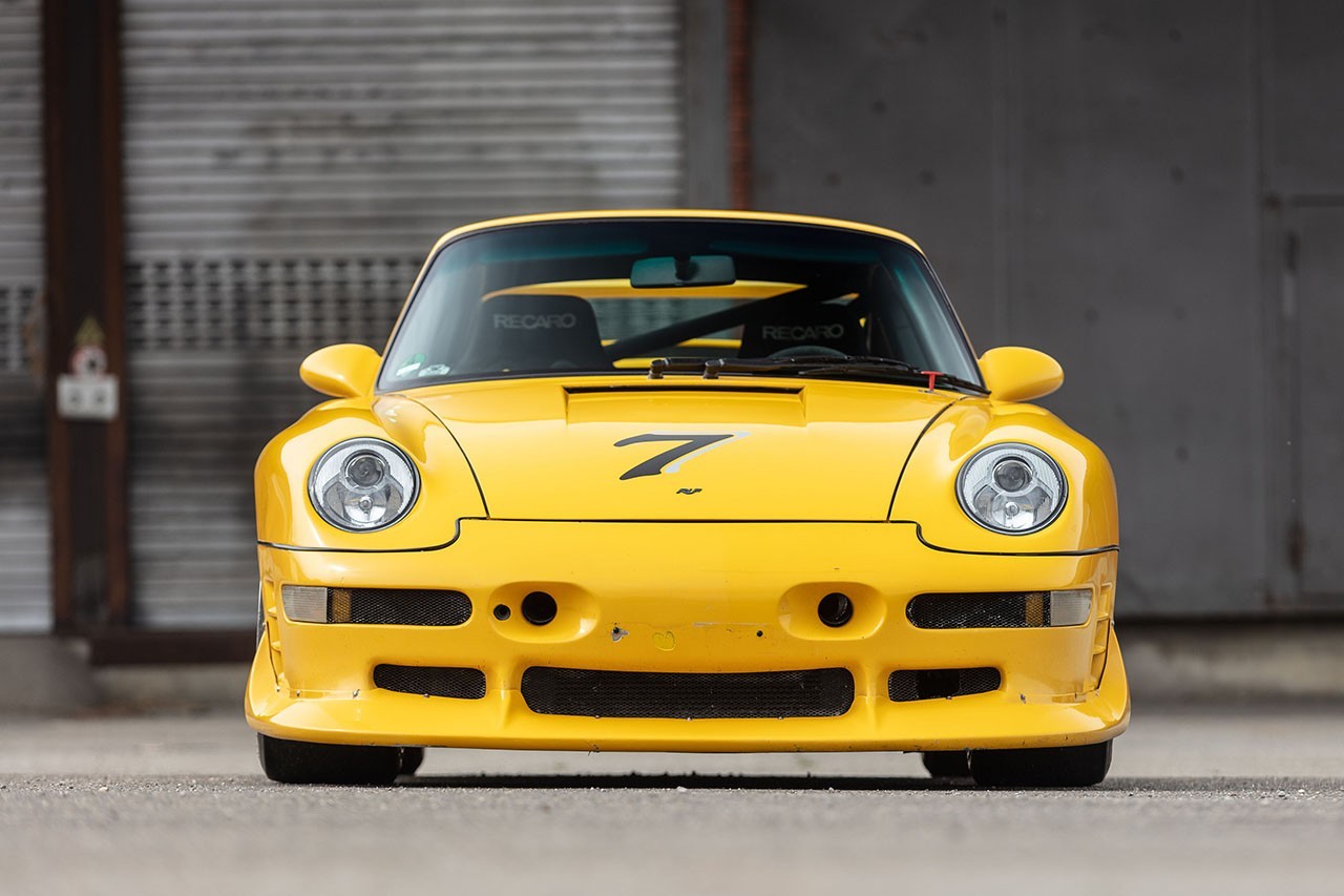 https___hk.hypebeast.com_files_2020_06_1997-ruf-ctr2-sport-porsche-933-911-turbo.jpg