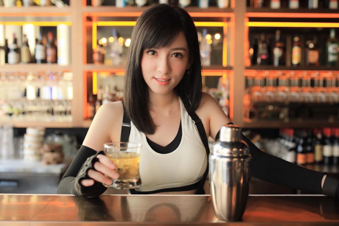 香港最胸主播「陳嘉倩」神還原《FF VII》蒂法 - 亞洲美女 -
