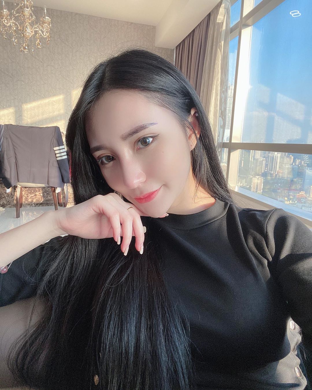 Vivian Ying薇薇恩 嫩白核彈美乳.....視覺upup震撼 - 美女圖 -