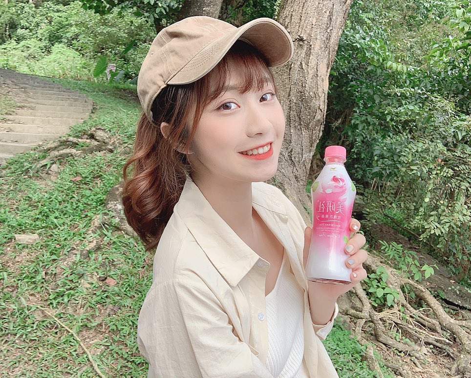 倩米   甜美乖學生穿搭....讓人有戀愛的感覺 ‍ - 美女圖 -