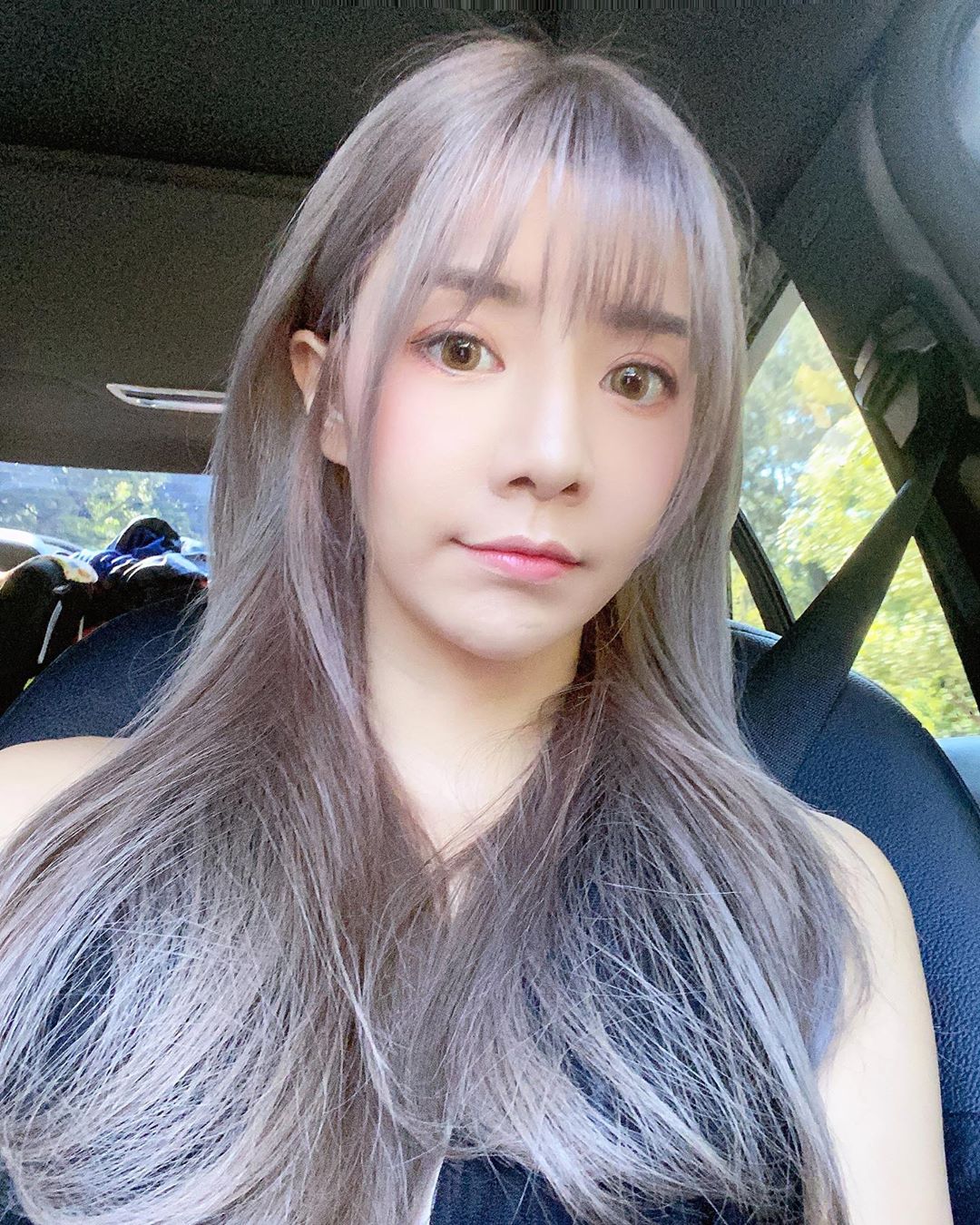 林艾融 IG私照超母湯:布料根本罩不住 - 美女圖 -