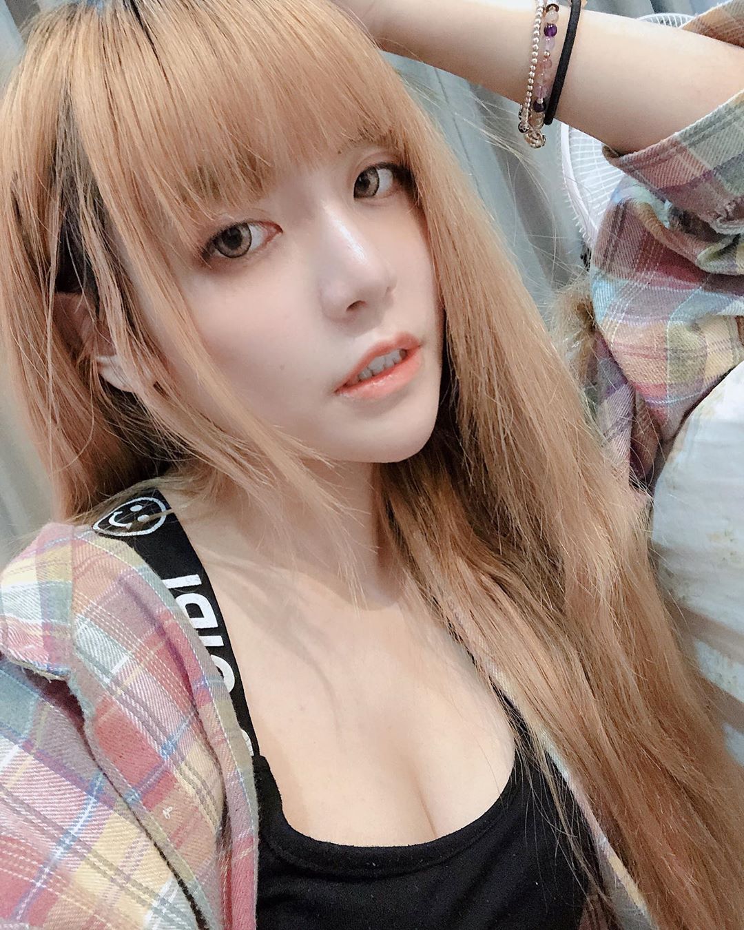 日系萌妹鍾忻彤  小露性感就能引發粉絲暴動 - 美女圖 -
