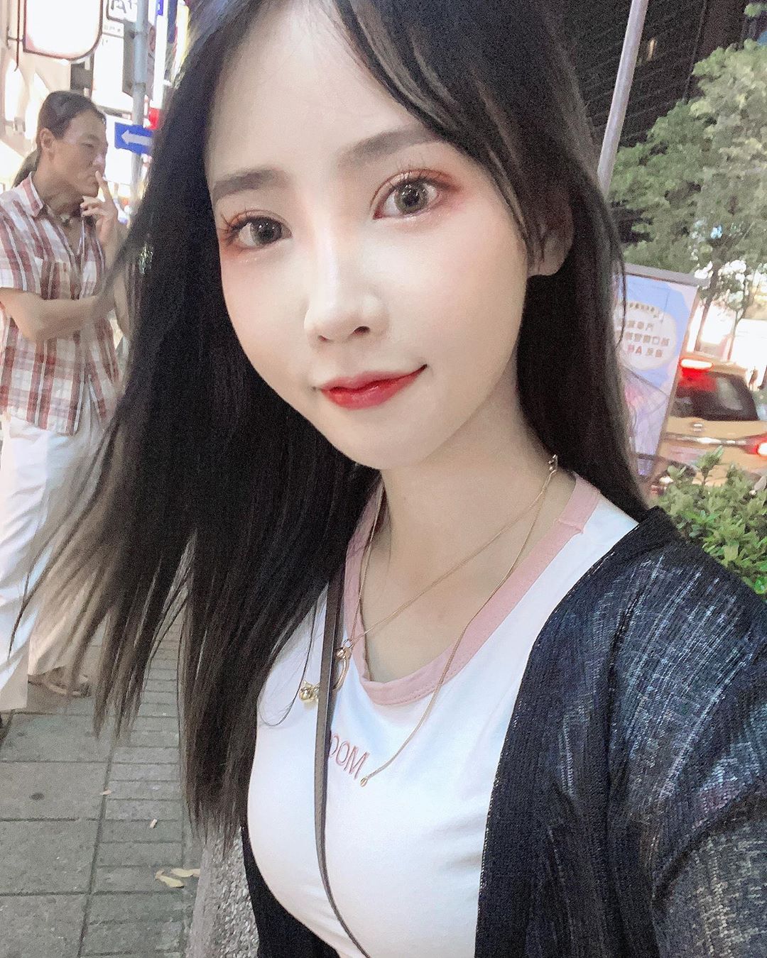 咪妃  甜美外型加上姣好身材身受粉絲喜愛 - 美女圖 -