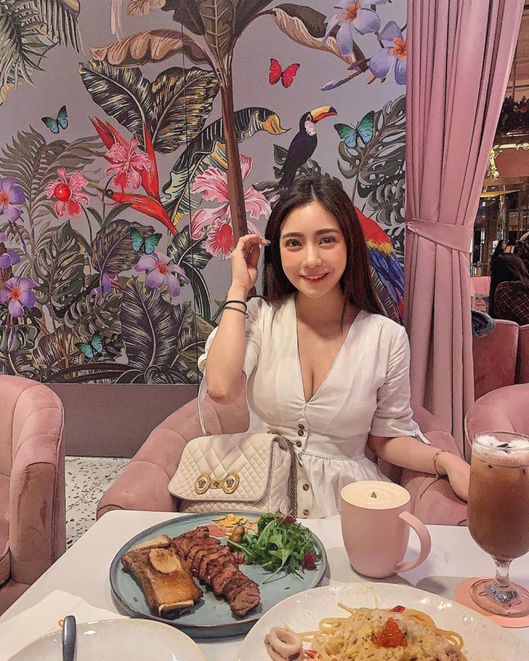 想一起約會的優質天菜～小璦 Aihsieh - 美女圖 -