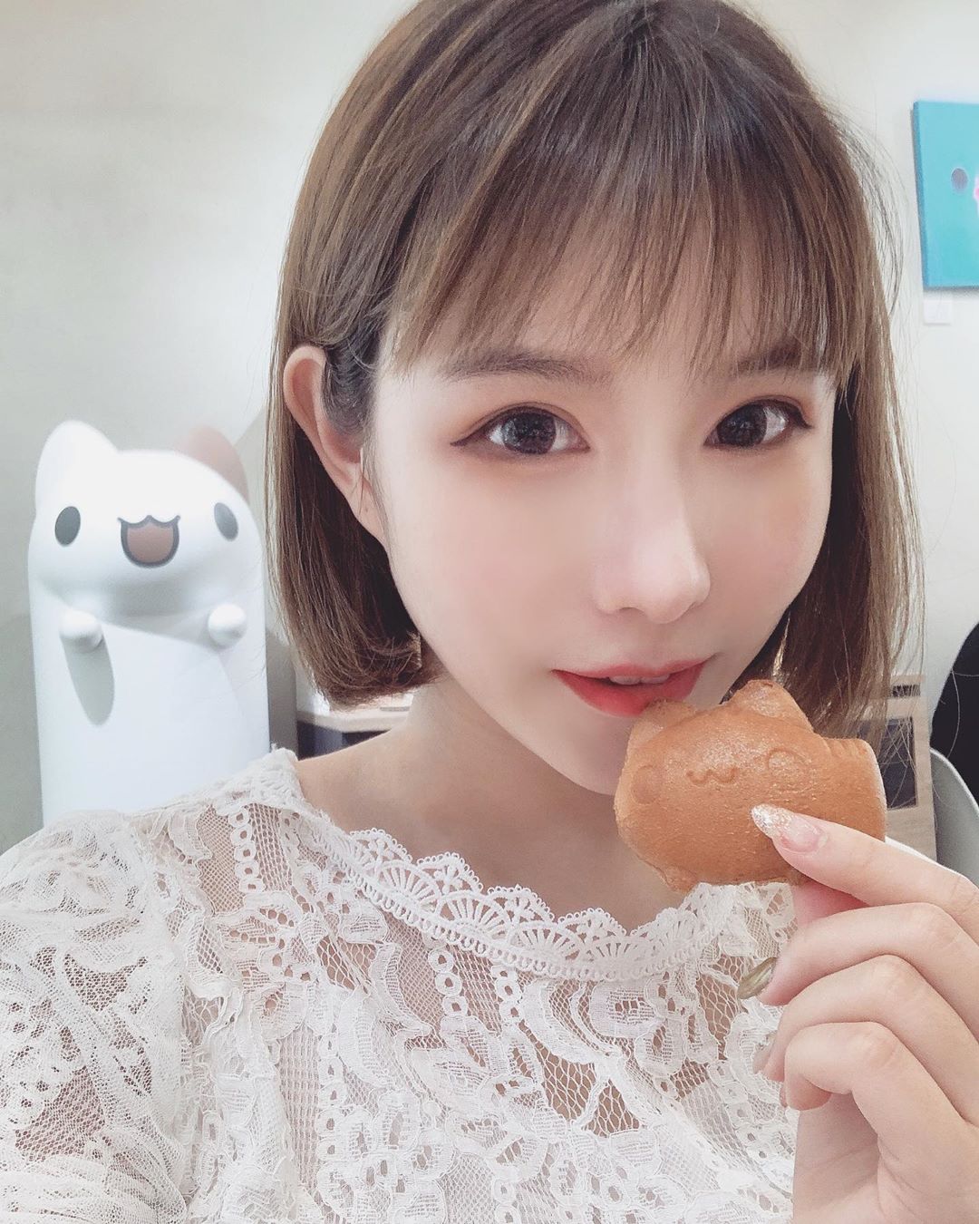 Sylvia 希維亞 電眼魅惑誘人!目光移都移不開啊 - 美女圖 -