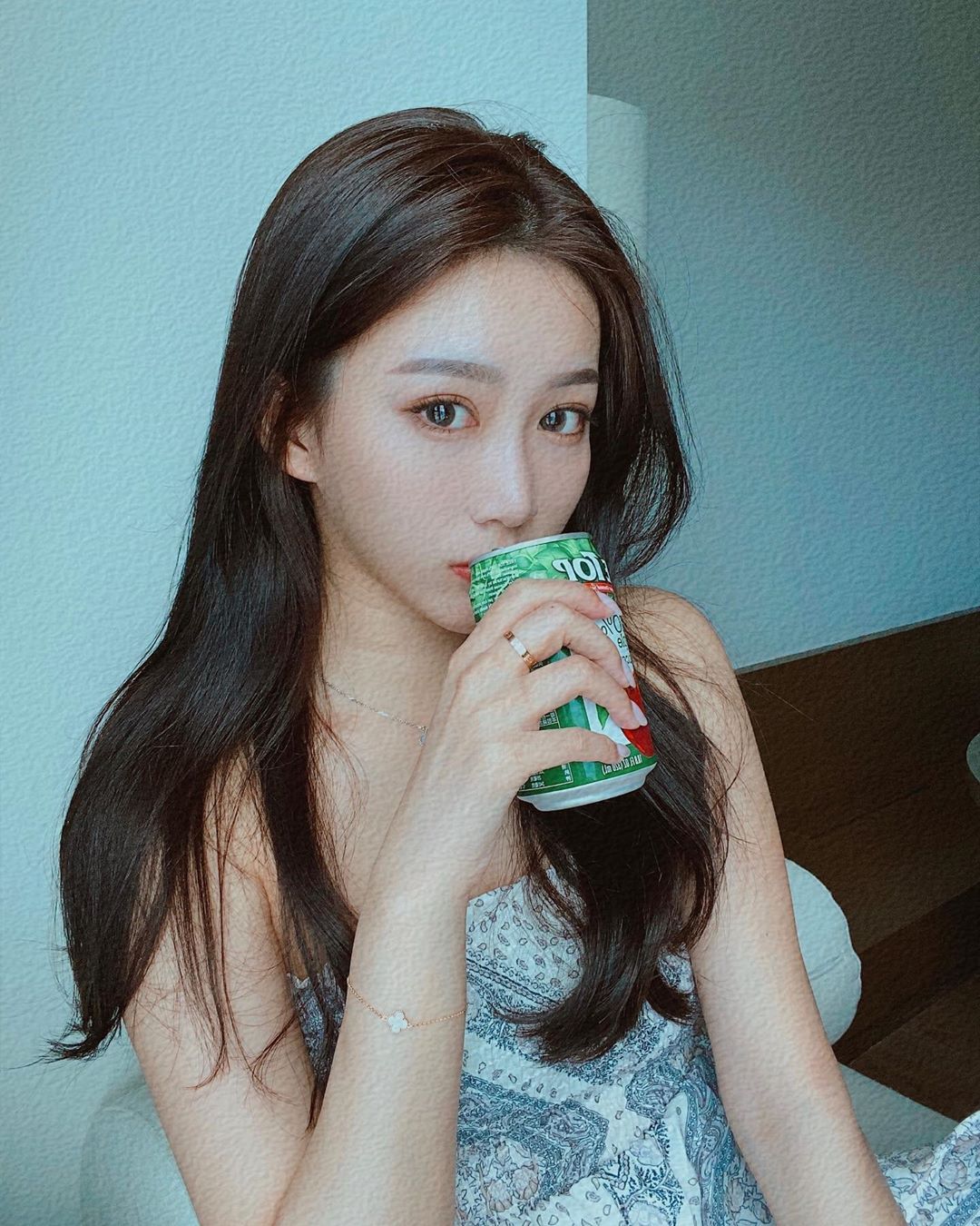 張楚珊  看一眼秒融化、氣質超標....真的絕讚！ - 美女圖 -