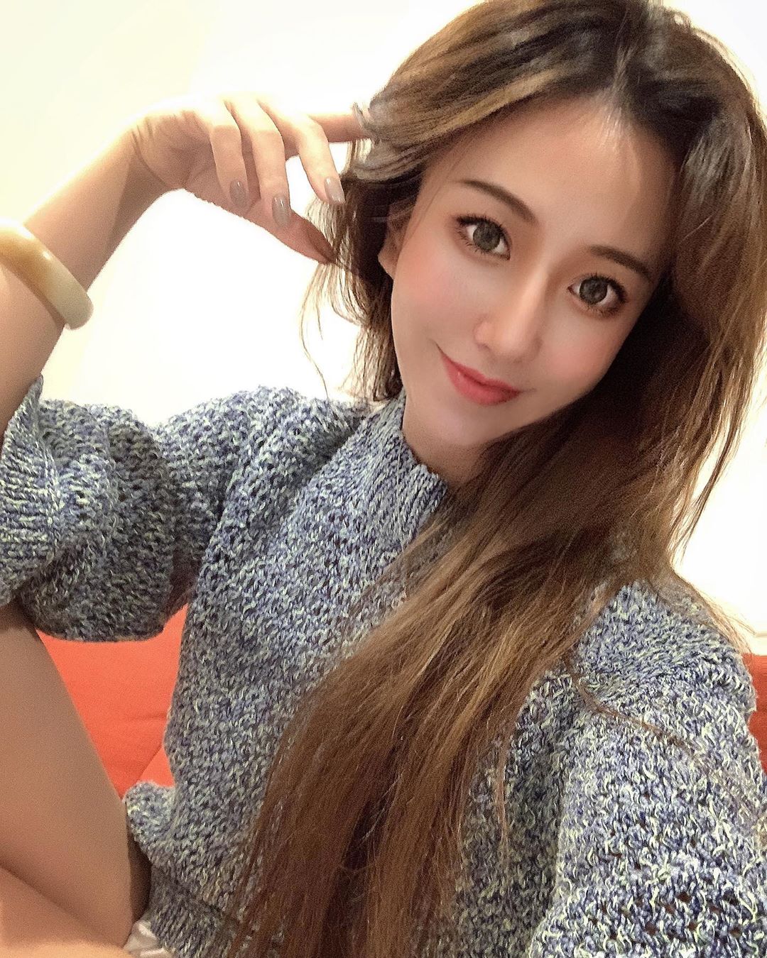 好小的一片舌頭 思思 - 美女圖 -