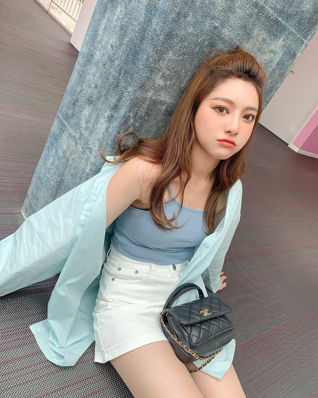 安安  精緻的五官眼睛會勾人... - 美女圖 -