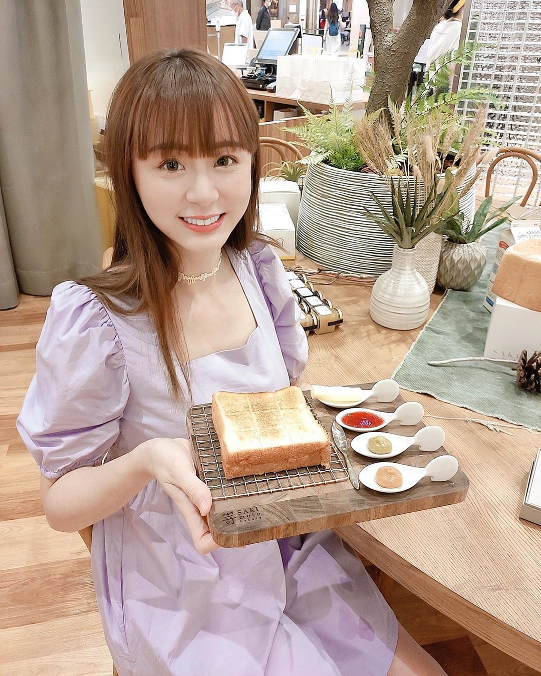 短今  啦啦隊女神  熱舞嗨翻棒球場 - 美女圖 -