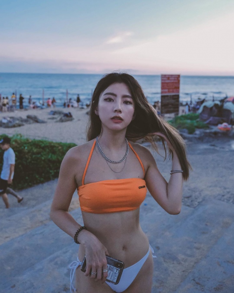 氣質系健康小麥膚色正妹~MIYA - 美女圖 -