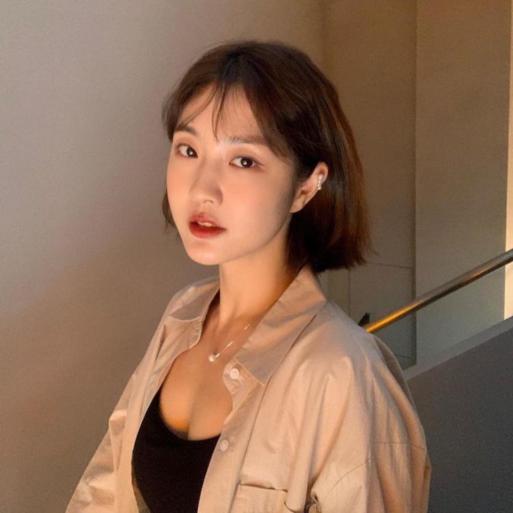 小清新女孩愛穿性感小背心～Irena - 美女圖 -