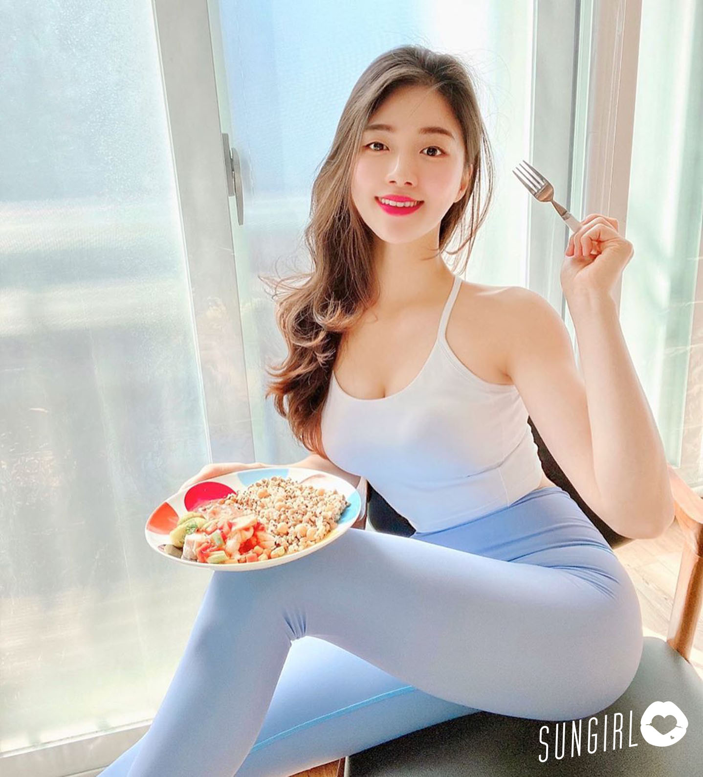 韓國正妹 SyungKim、超柔軟瑜珈教練 突然有股大膽的想法！ - 亞洲美女 -