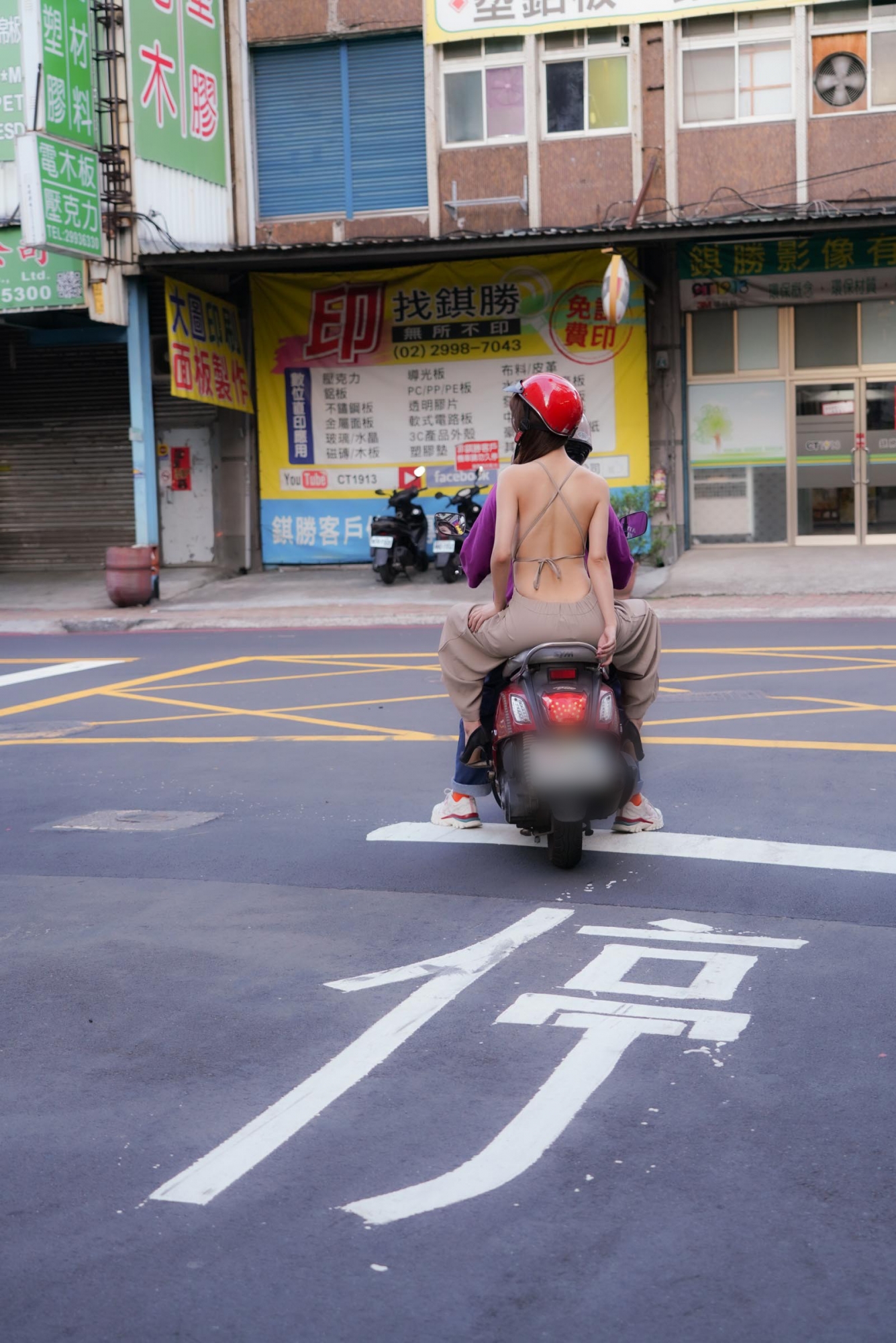 LC105307拷貝.jpg