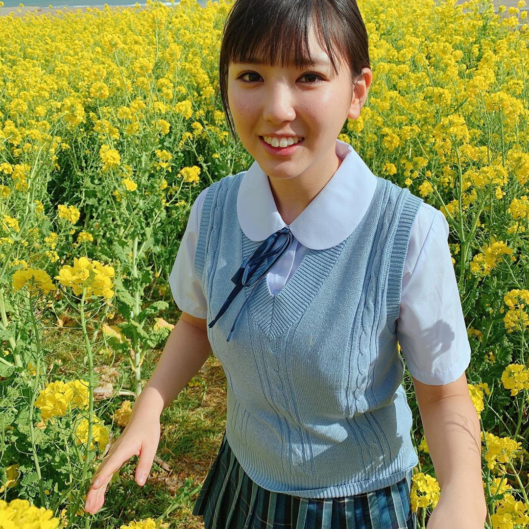 地表最強17歲！令和寫真女王「澤口愛華」無限放送F級飽滿乳彈　童顏巨乳身材超可口