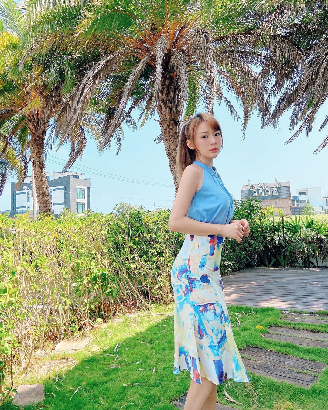 Lisa林莎  「絕美臉蛋+飽滿身材」等級超逆天 - 美女圖 -