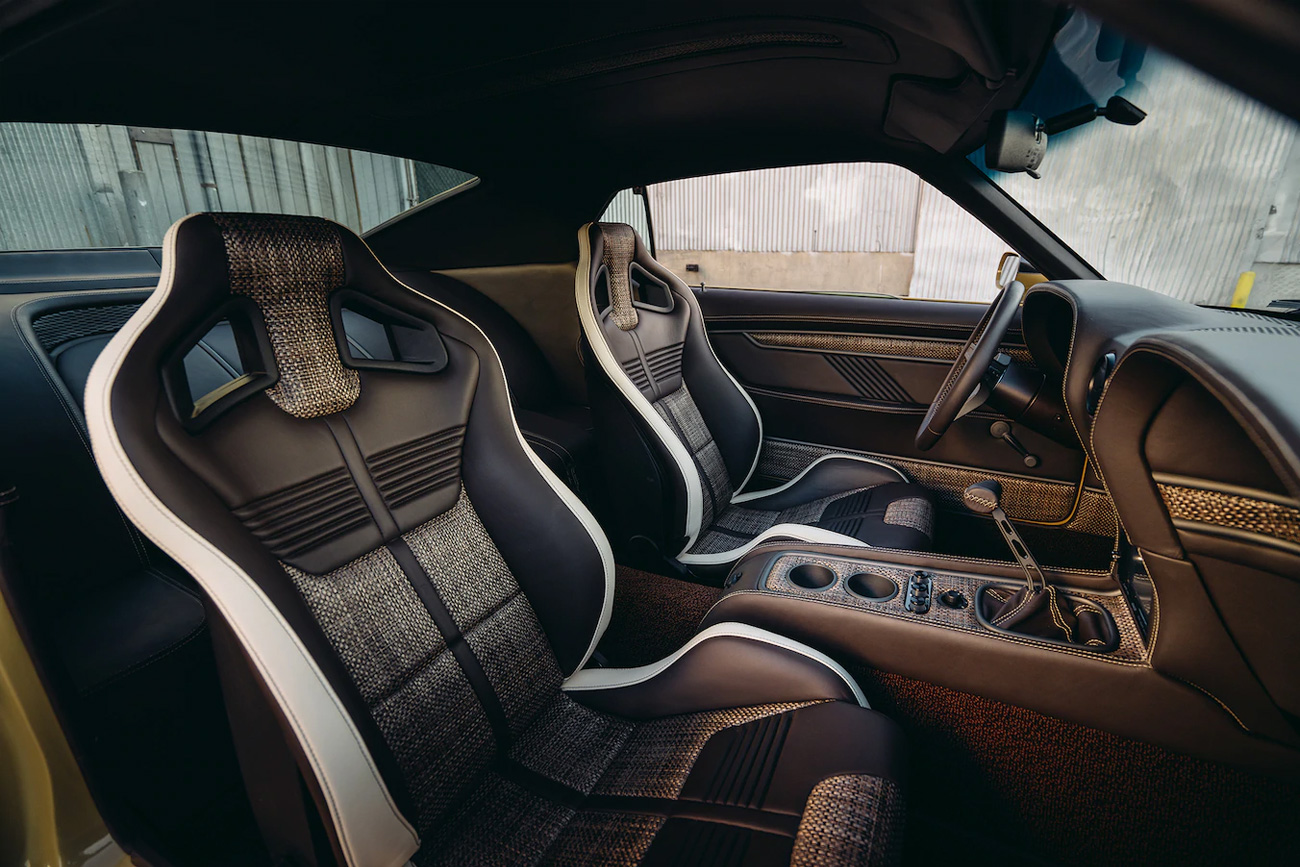 robert-downey-jr-1970-ford-mustang-boss-302-custom-6.jpg