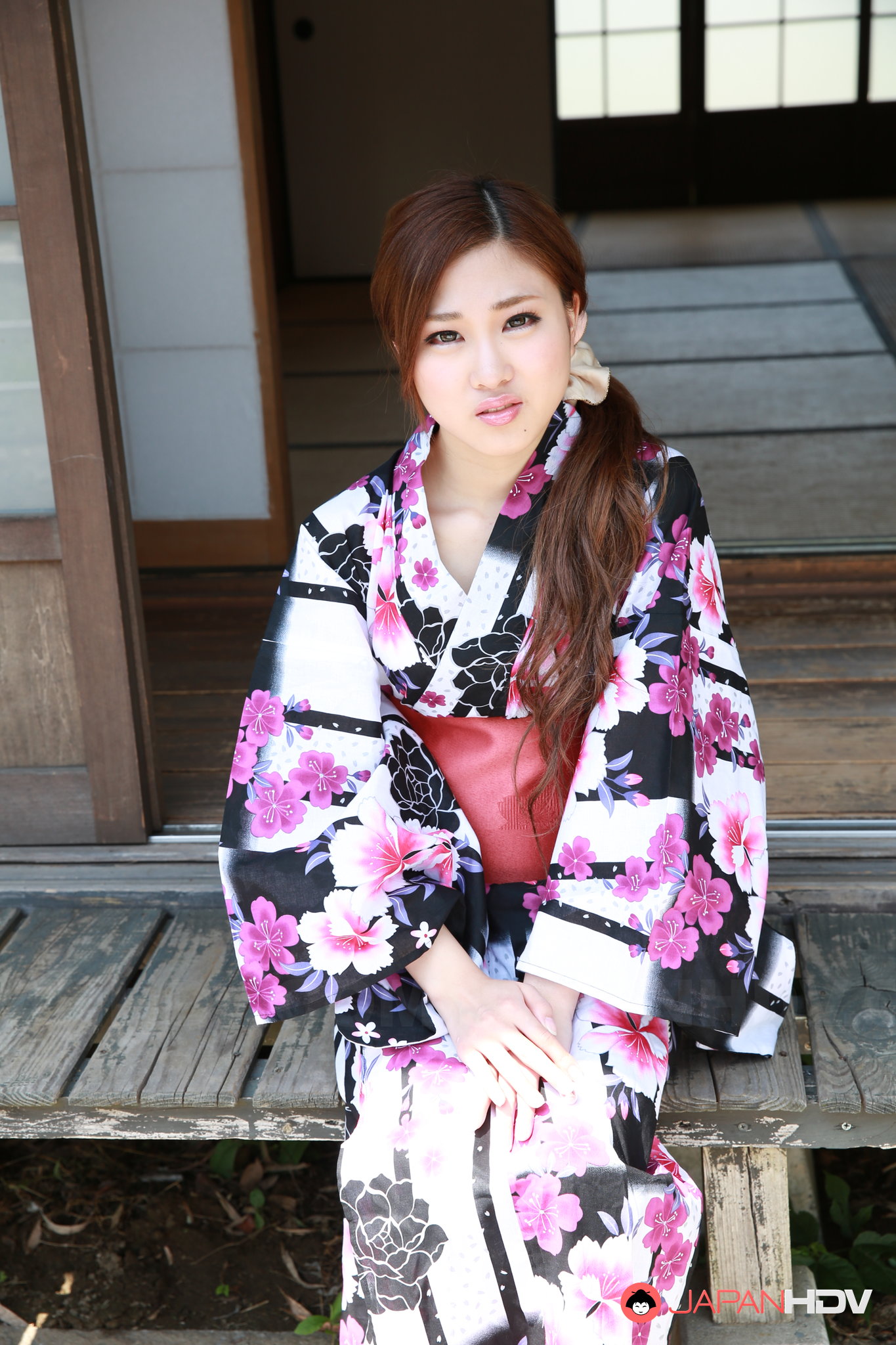 japanhdv_Kimono_Lady_Maki_Horiguchi_scene2_gravure_001.jpg. 下 一 篇 文 章. 回 到 ...