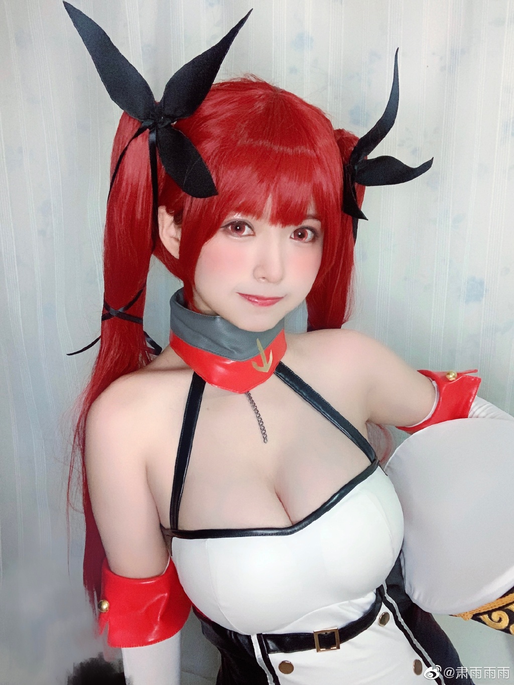 天使系 Coser「肅雨」仙氣爆棚！辣曬「青筋雪乳」讓網友一秒戀愛&#8230;