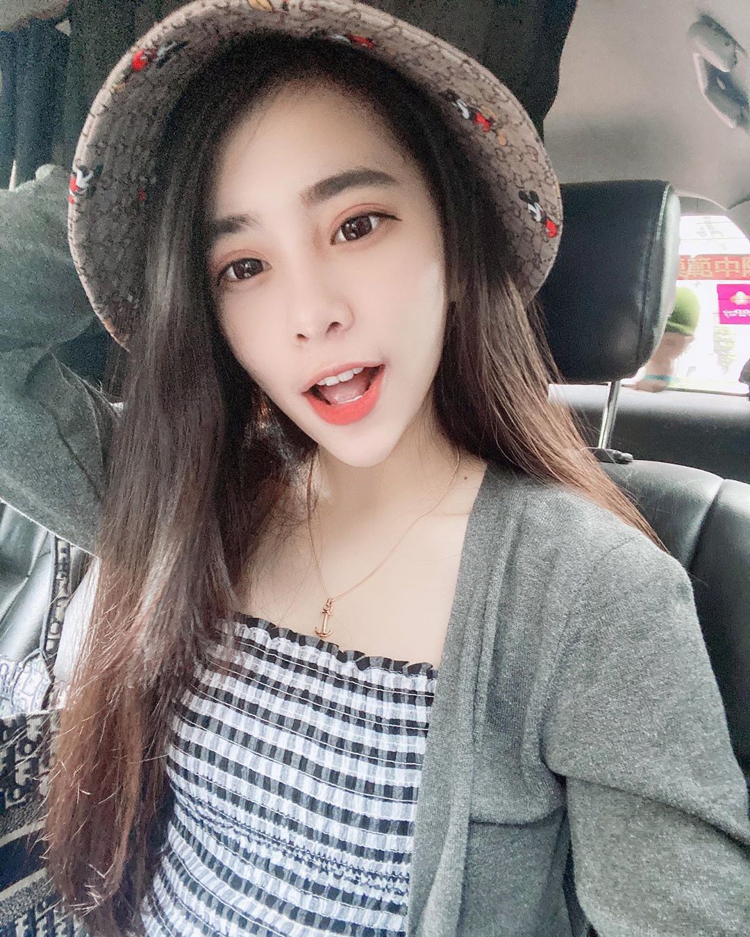 吵莓甜心  這身材曲線和肌膚好想用力的滿足她 - 素人正妹 -