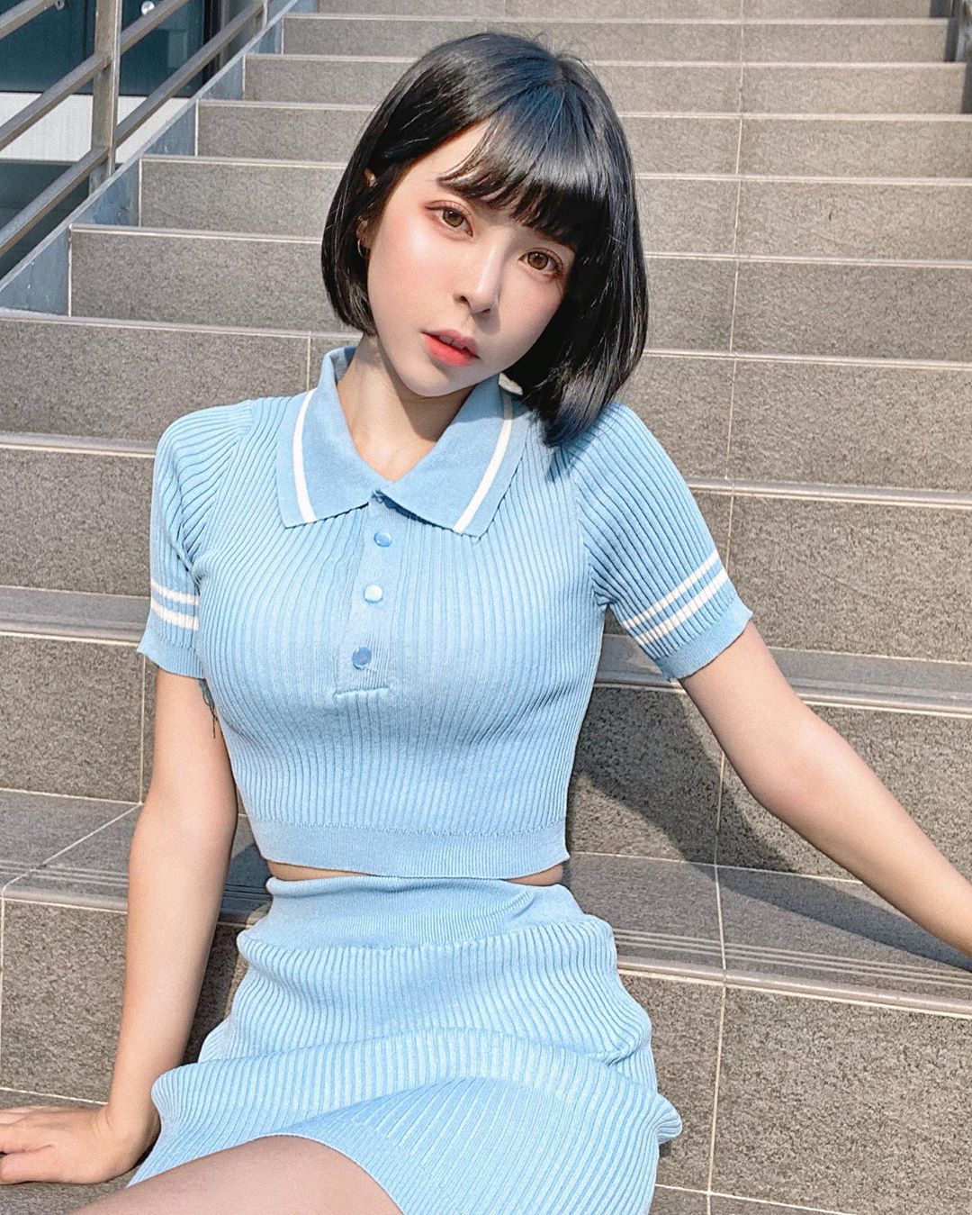 趙宇喬-糖糖 胸前美乳超有料....腿腿鮮嫩白皙好誘人 - 美女圖 -